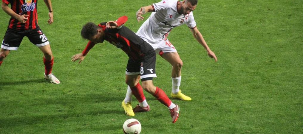 24Erzincanspor: 2 - Uşakspor: 0