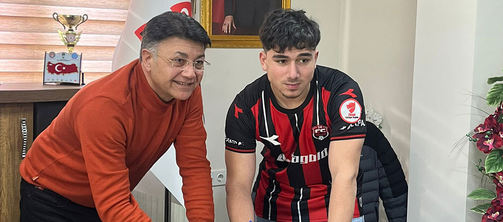 24Erzincanspor’dan ‘10 Numara’ Transfer:  Gurbetçi Futbolcuyla İmza Attı