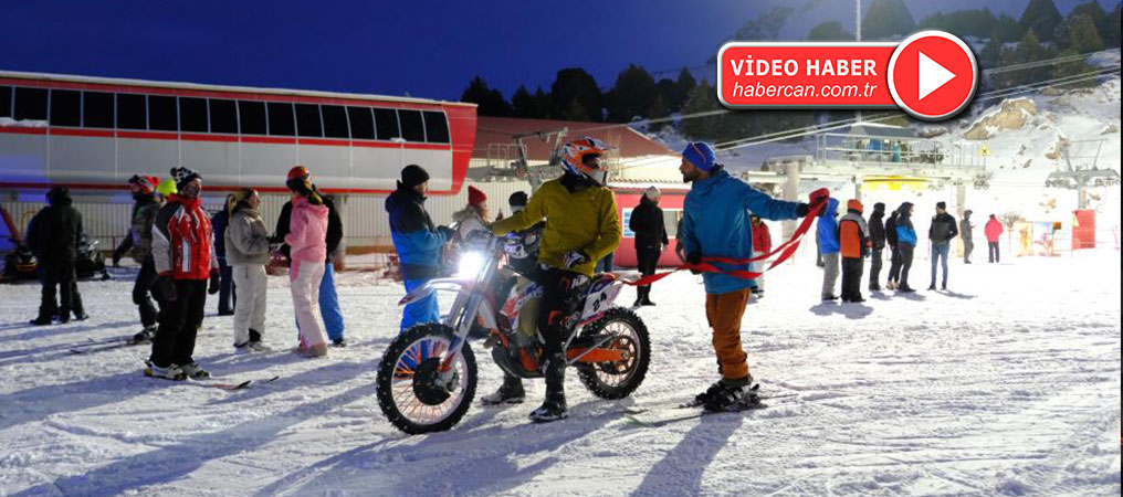 Adrenalin Tutkunu Motokrosçular Nefes Kesti