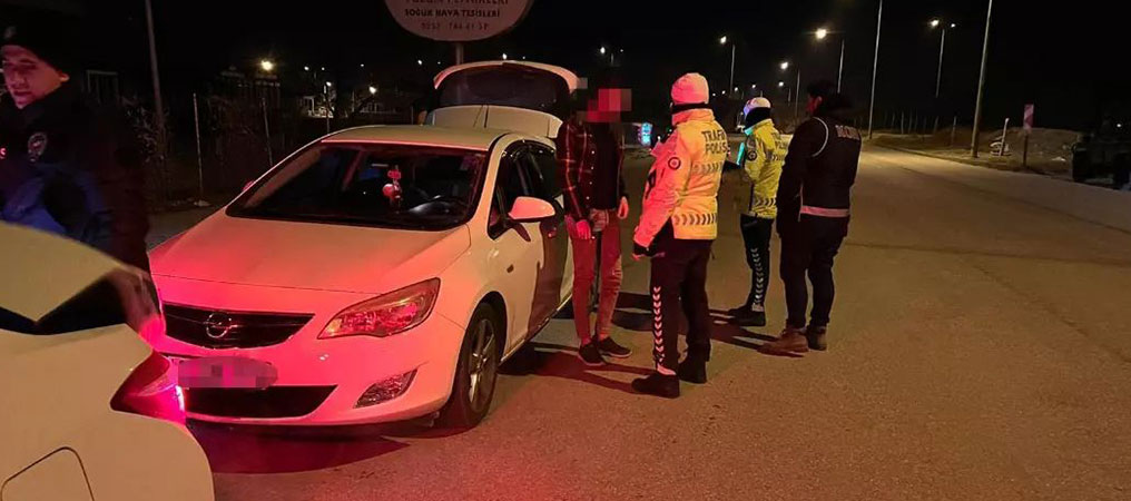 Erzincan’da Araması Bulunan Şahıslar Yakalandı