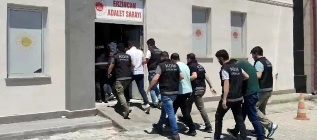 Erzincan’da Dolandırıcılık İddiasıyla Müteahhit Tutuklandı