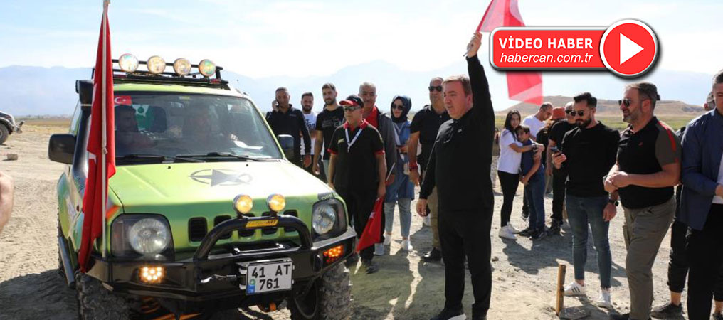 Erzincan’da Off Road, Paraşüt, Motokros Yarışları Nefes Kesti