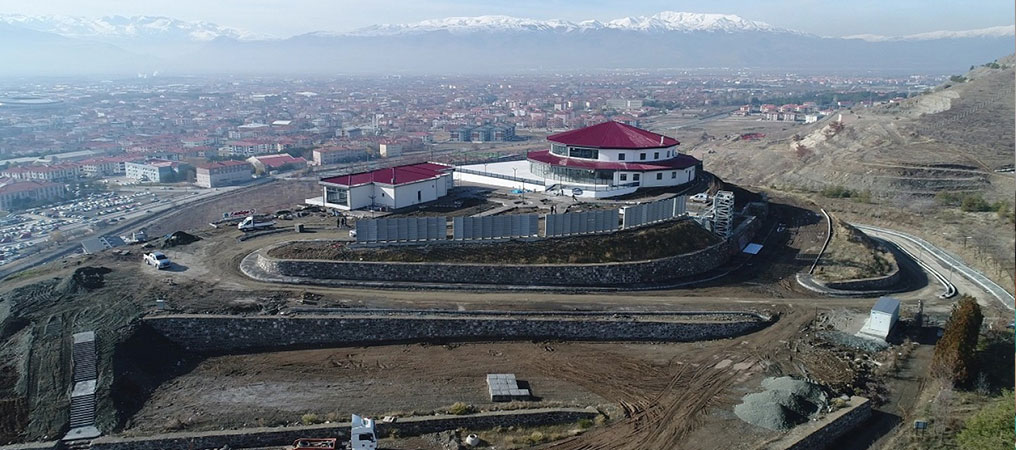 Esentepe Sosyal Tesisleri İnşaatında Çalışmalar Devam Ediyor