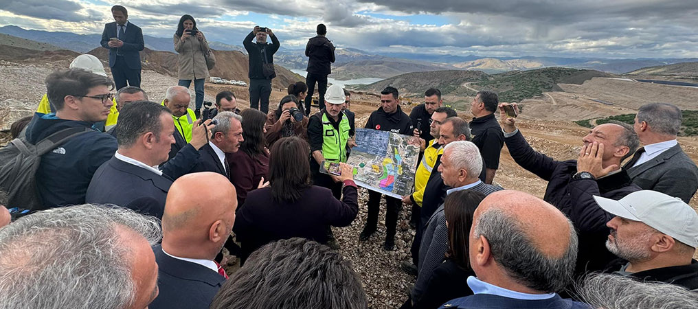 Komisyon Üyeleri Maden Sahasında İncelemede Bulundu