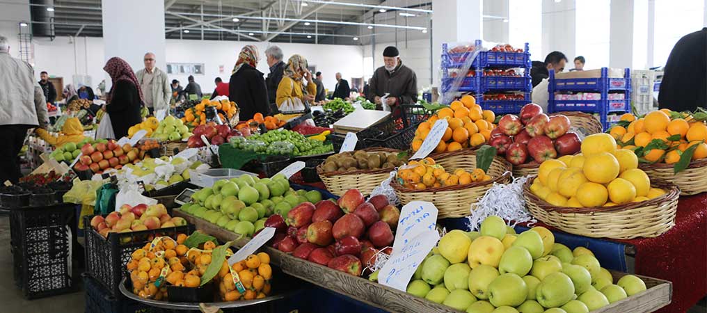 Kışlık Sebze ve Meyveler Tezgâhlarda Yerini Aldı