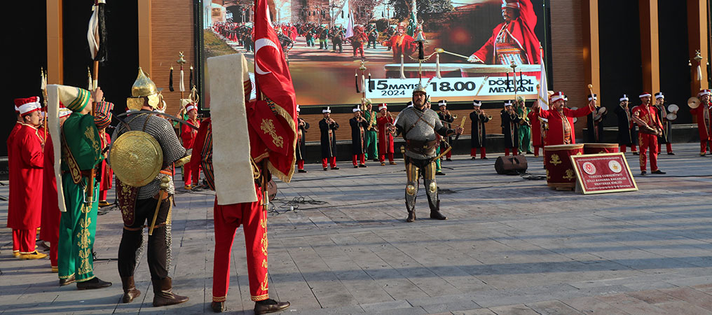 MSB Mehteran Birliği, Erzincan’da Konser Verdi