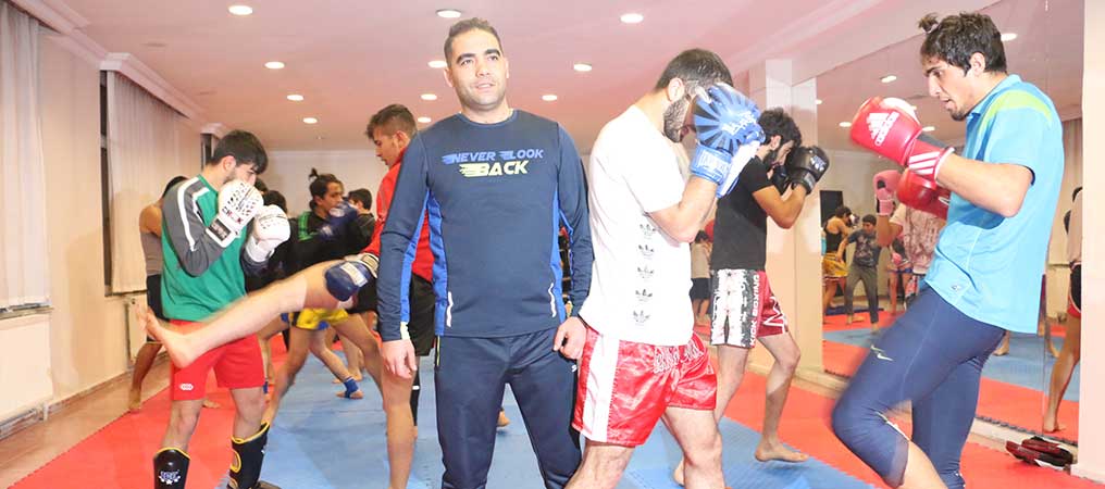 MUAYTHAİ ve KİCKBOKS Milli Takım Antrenörü Yener, Erzincan’a Veda Etti