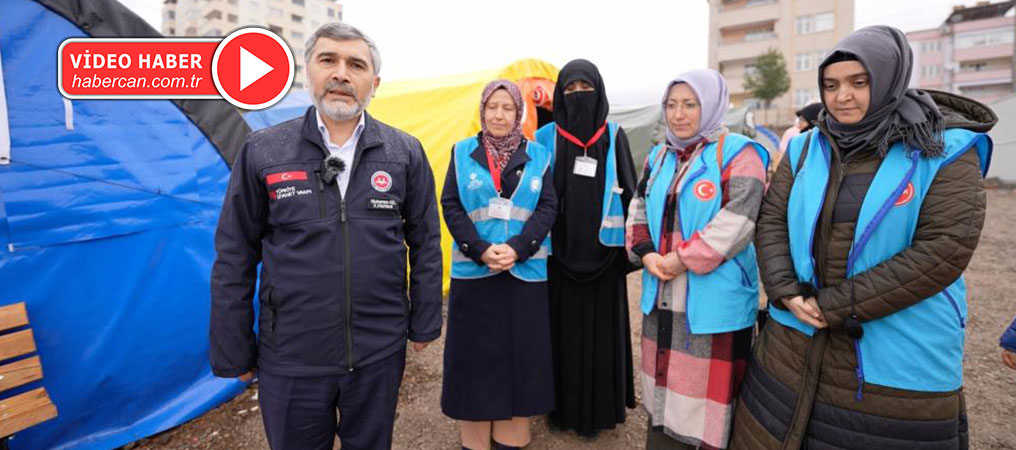 Müftülük Personeli Depremzedeleri Yalnız Bırakmıyor