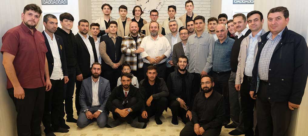 Necip Karakaya Gençlerle Bir Araya Geldi