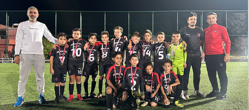 U9-U10 Şampiyonu Erzincan Vefaspor