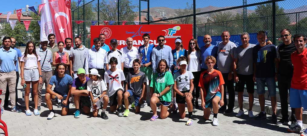 Uluslararası Erzincan Ergan Cup Tenis Turnuvası Sona Erdi