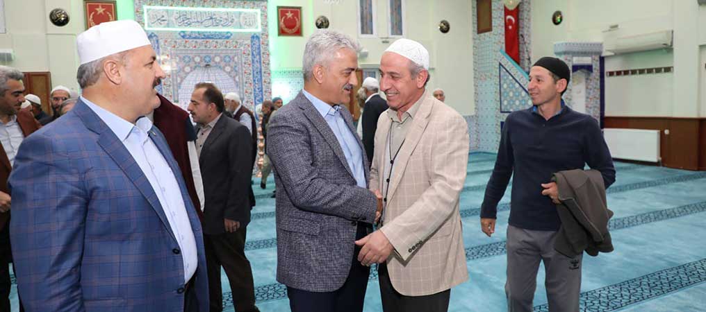 Vali Makas, Emekli Din Görevlileri ile Bir Araya Geldi